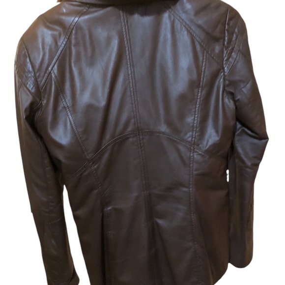 Danier Brown Leather Jacket with Removable Faux Fur trim Women’s Small - Picture 2 of 16